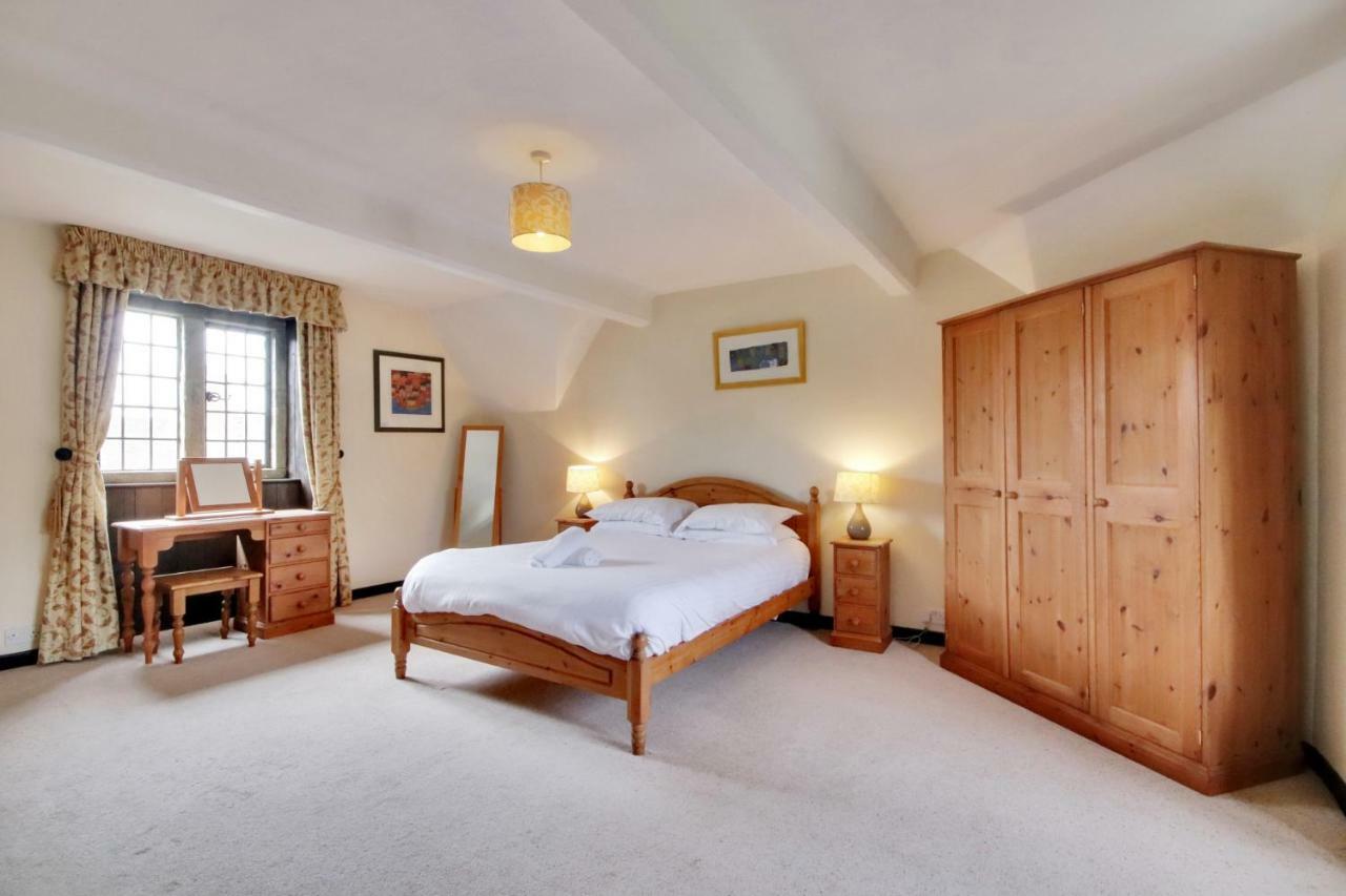 هيث Lympne Castle Cottages المظهر الخارجي الصورة