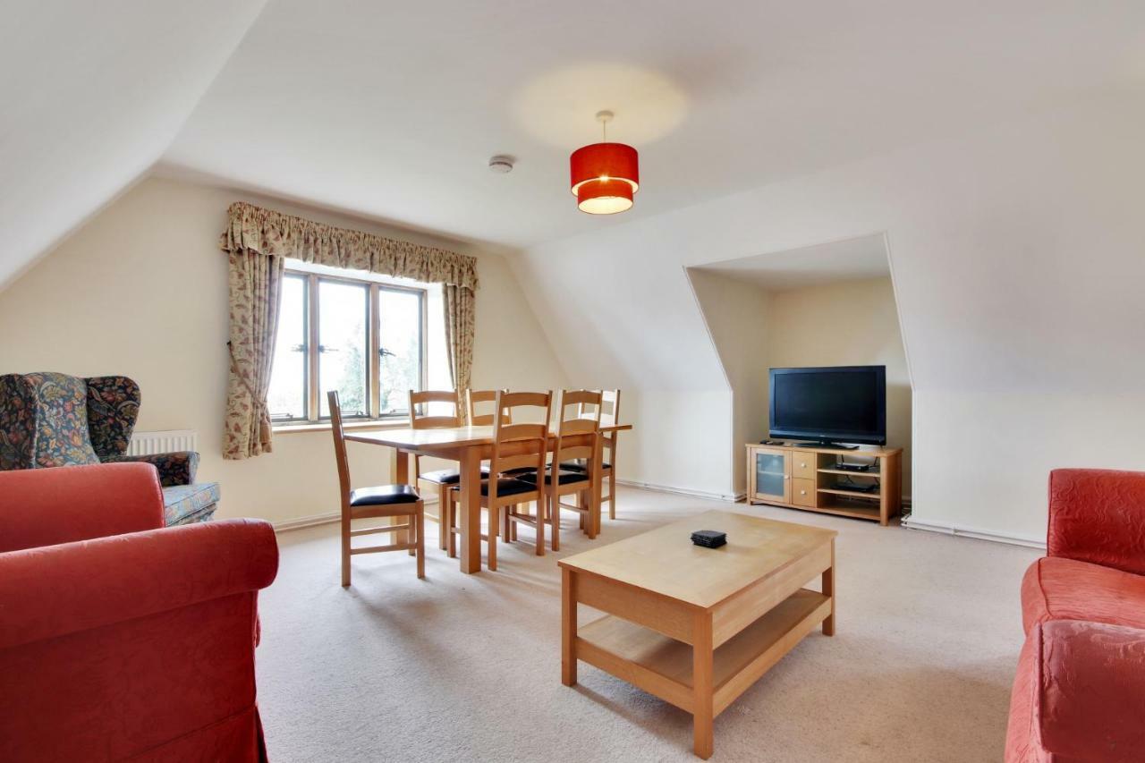 هيث Lympne Castle Cottages المظهر الخارجي الصورة